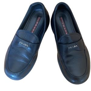 Kids Prada loafers sz 30